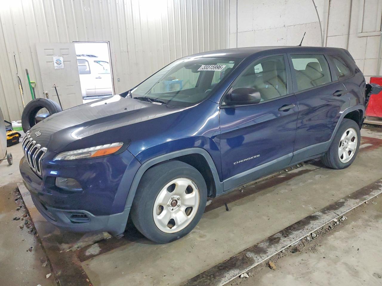 Salvage Jeep Cherokee Image