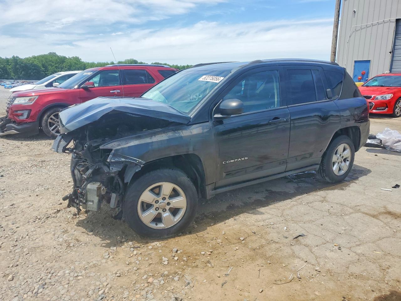 Salvage Jeep Compass Image