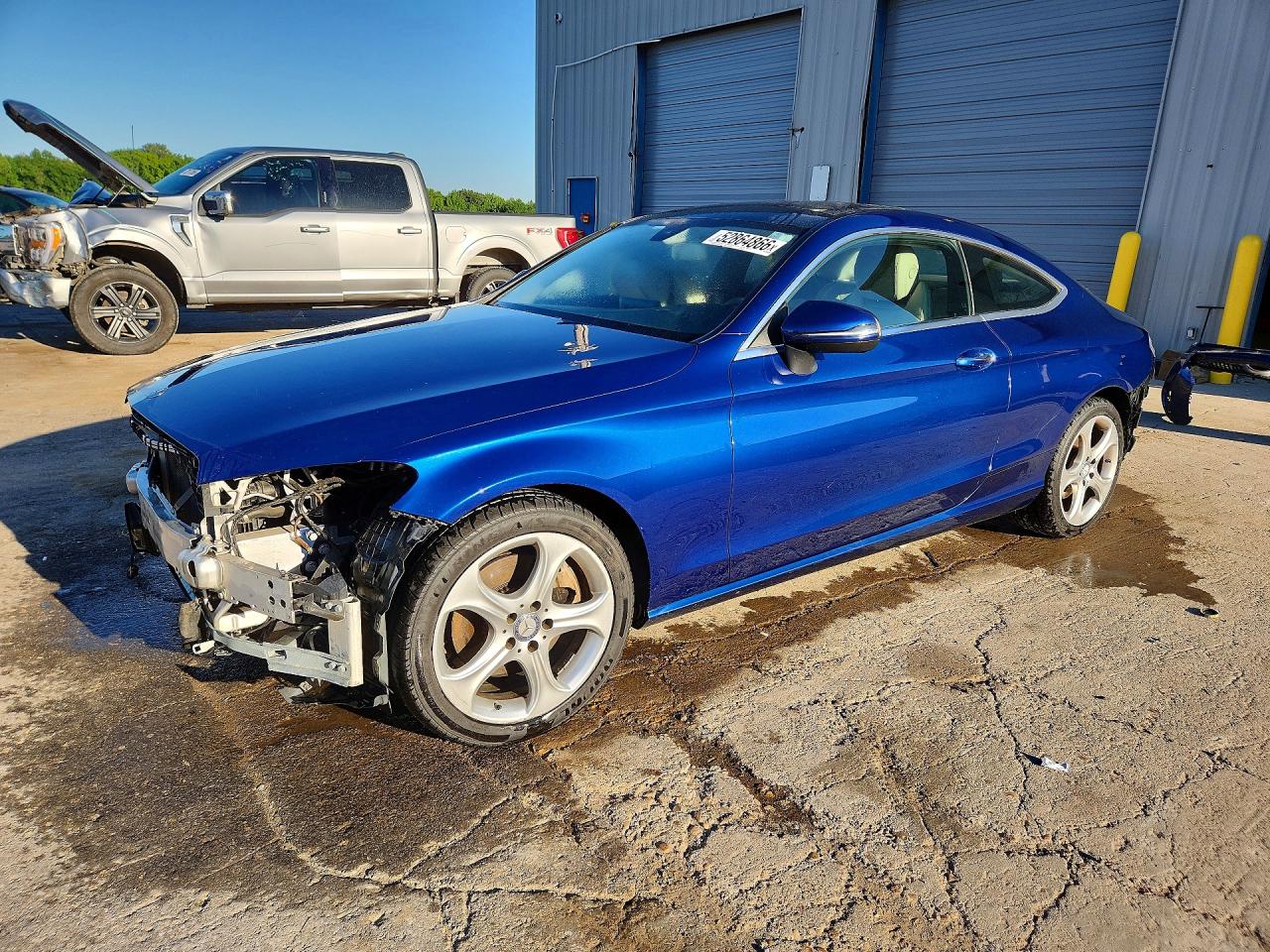 Salvage Mercedes-Benz C-Class Image