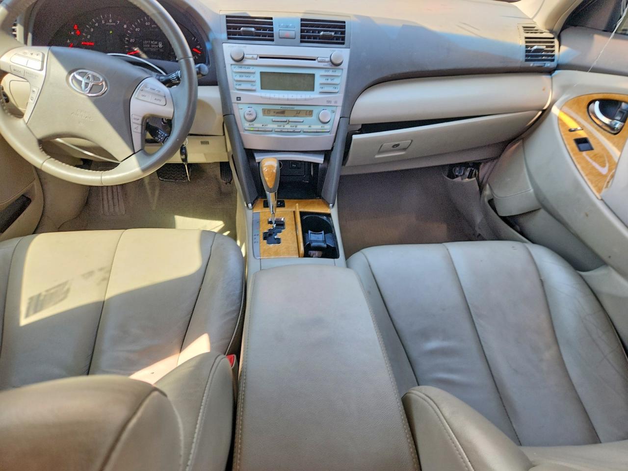 Toyota Camry Xle