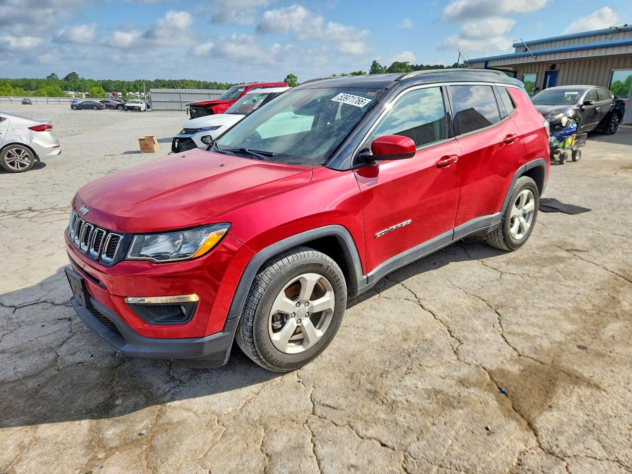 Salvage Jeep Compass Image