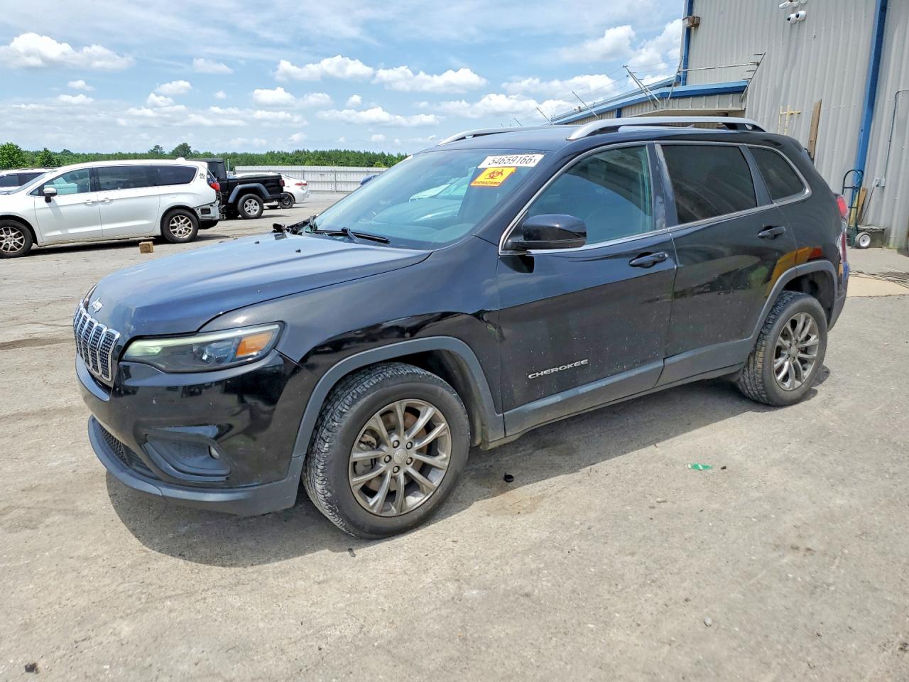 Salvage Jeep Grand Cherokee Image