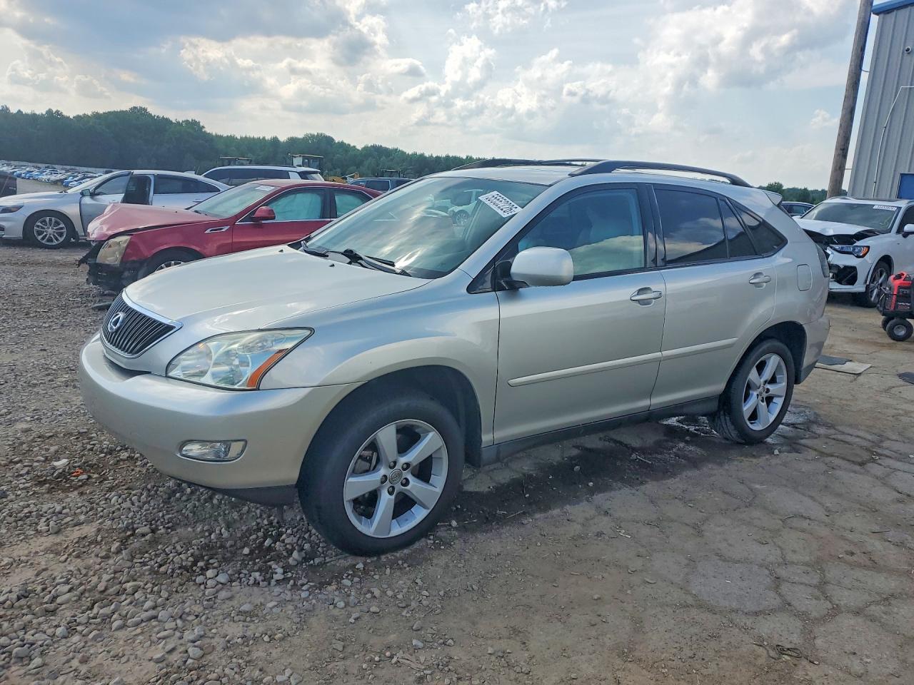 Salvage Lexus RX Image