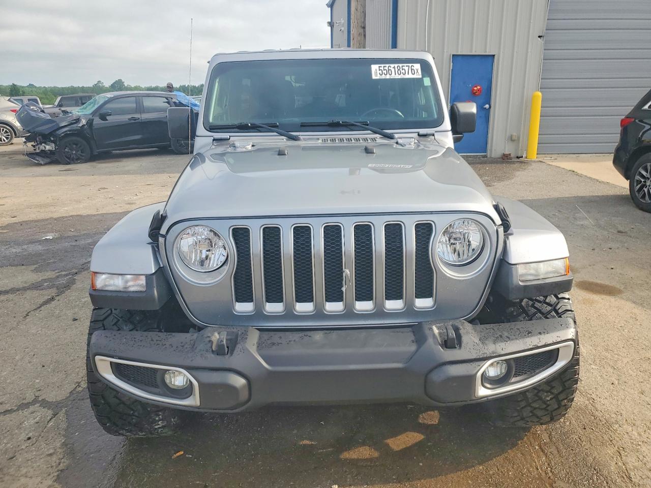 Jeep Wrangler Sahara