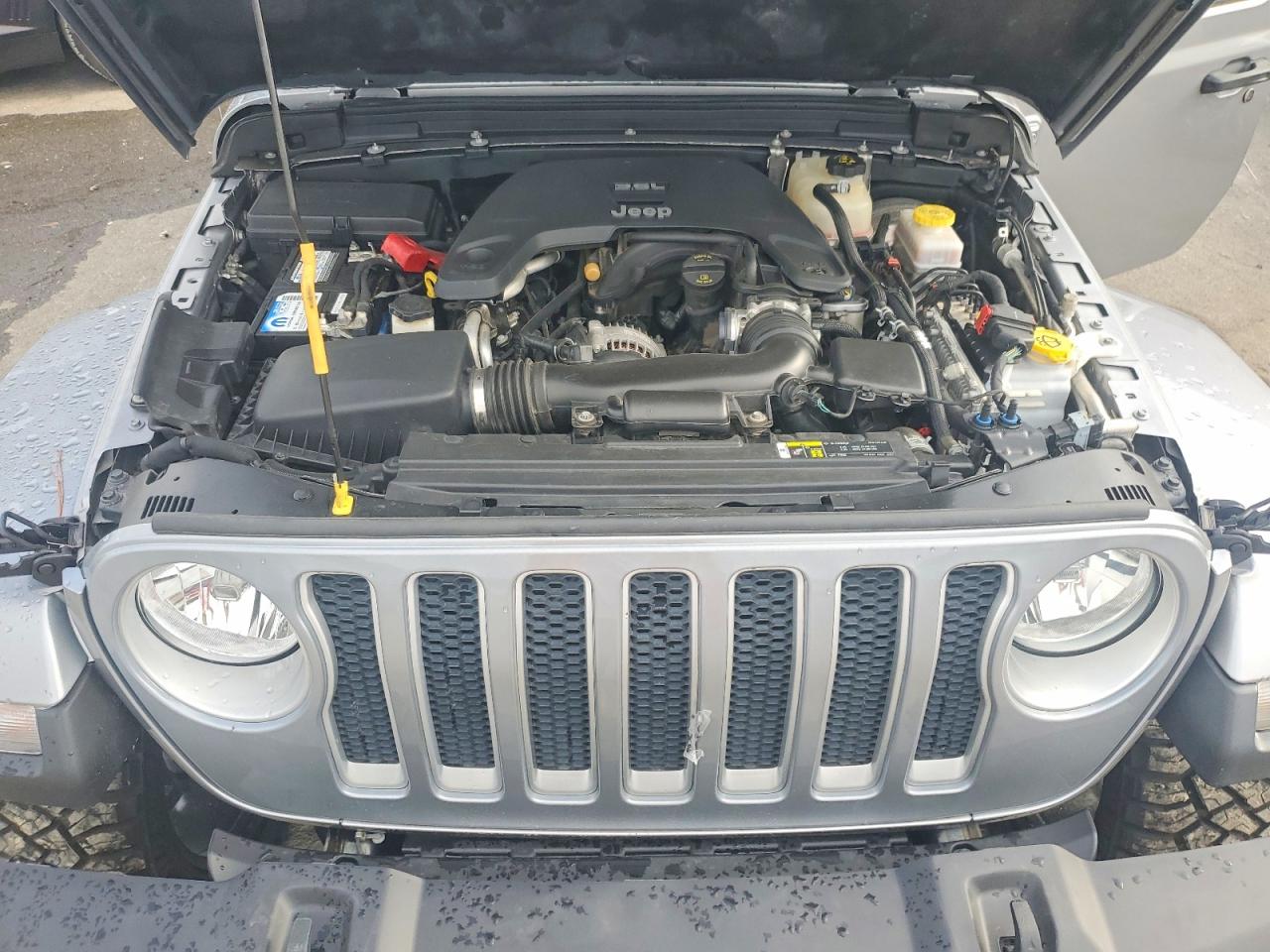 Jeep Wrangler Sahara