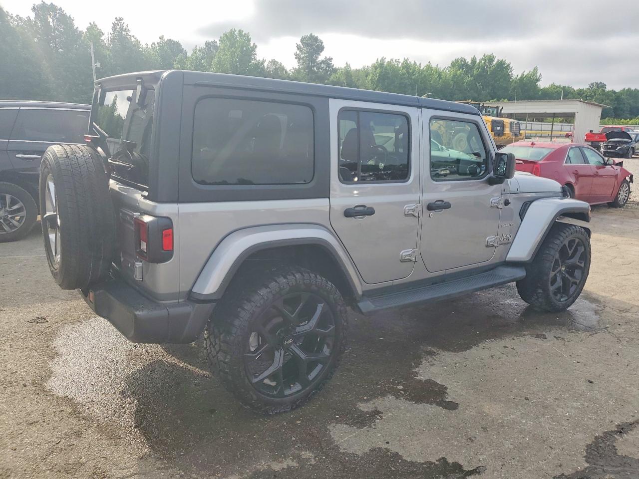 Jeep Wrangler Sahara