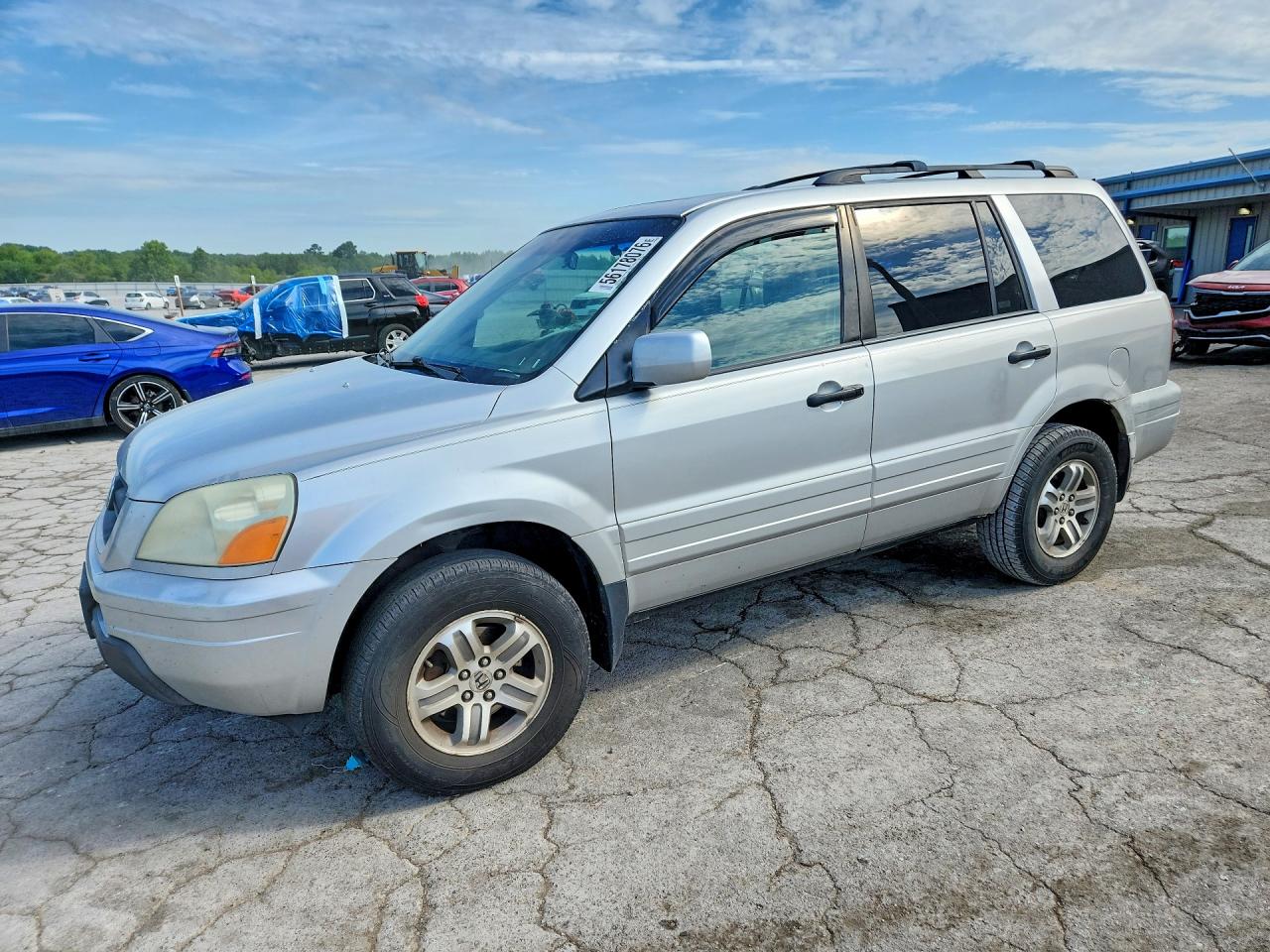 Salvage Honda Pilot Image
