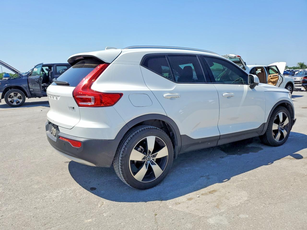 Volvo XC40 T5 Momentum