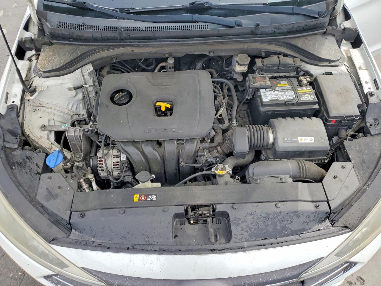 Hyundai ELANTRA Sel