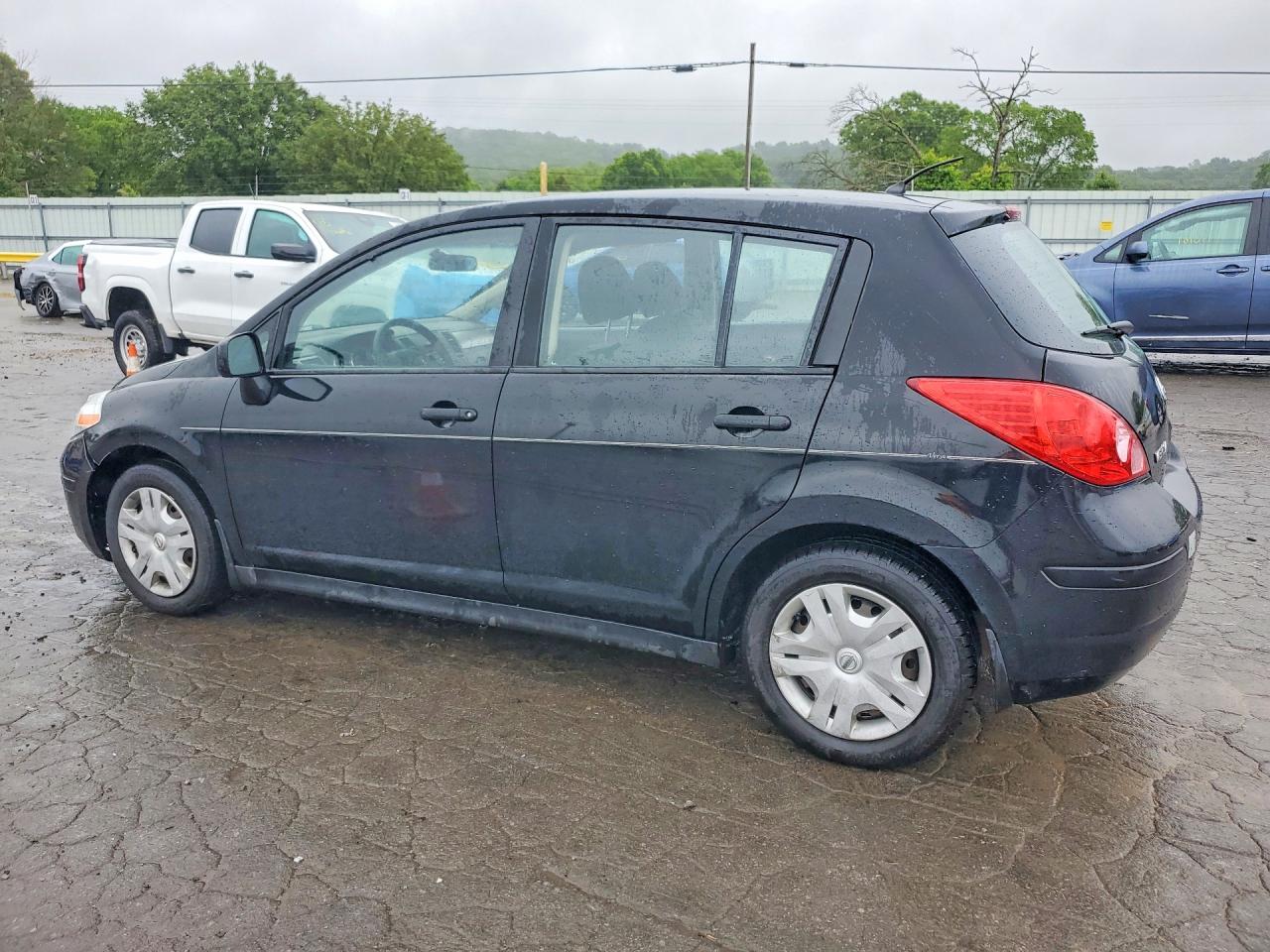 Nissan Versa 1.8 S