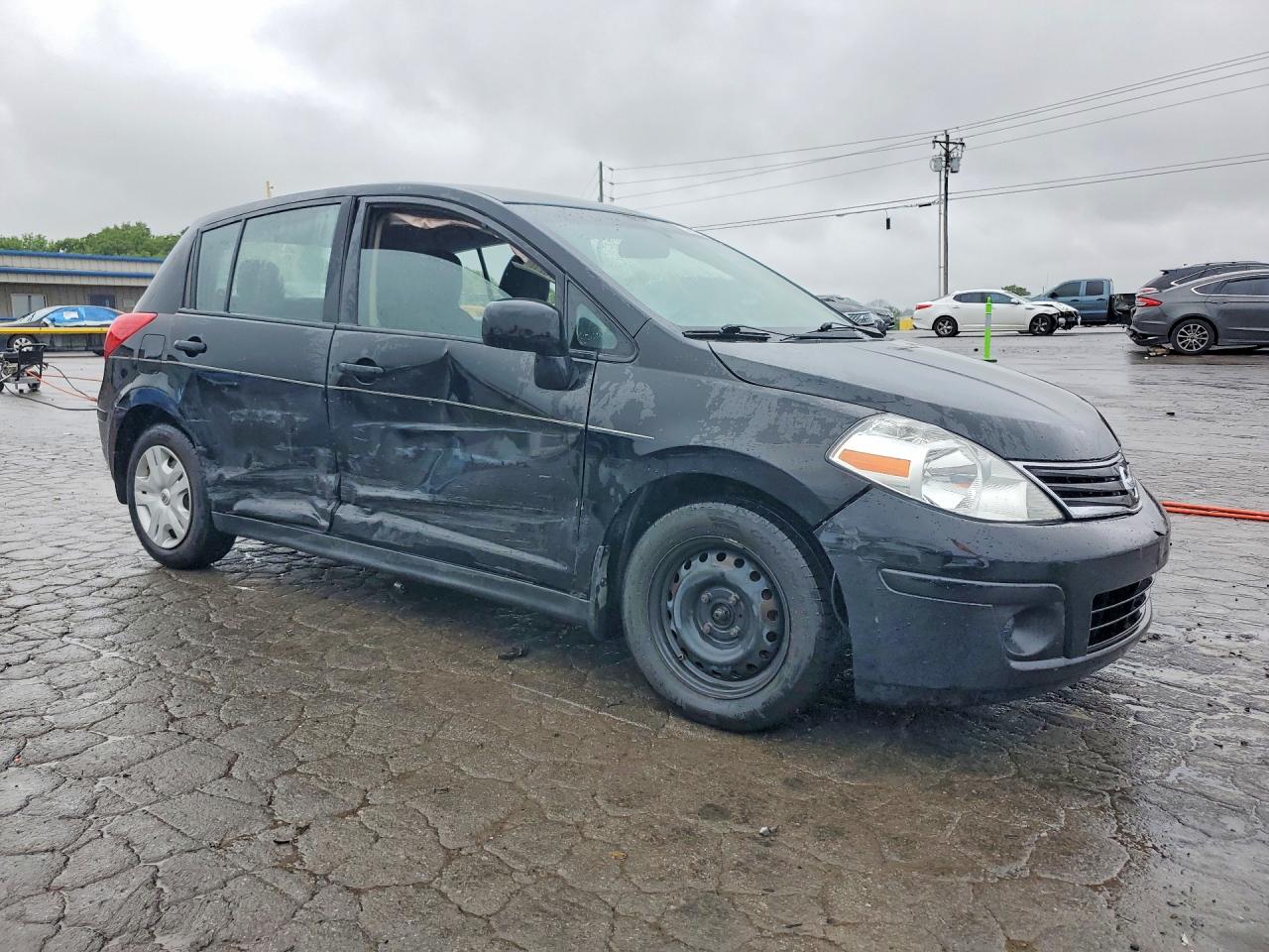 Nissan Versa 1.8 S