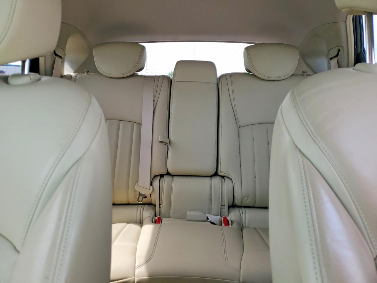 INFINITI Qx Base