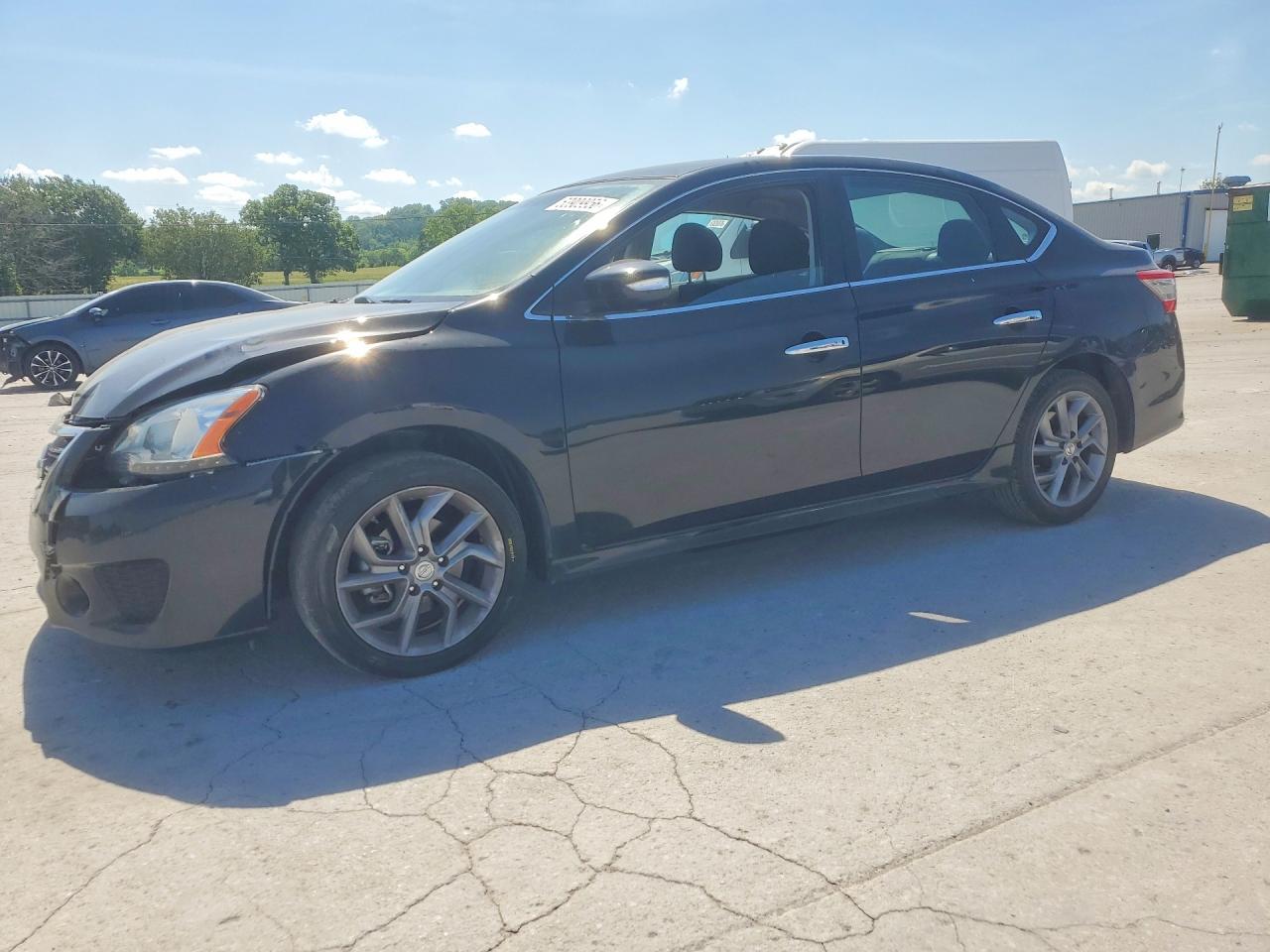 Salvage Nissan Sentra Image