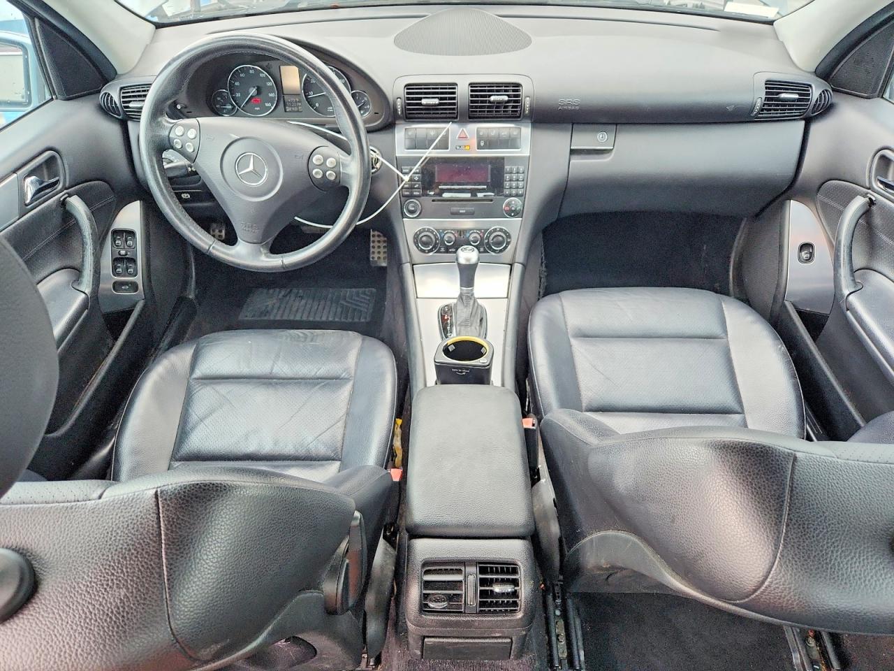 Mercedes-Benz C-Class 230