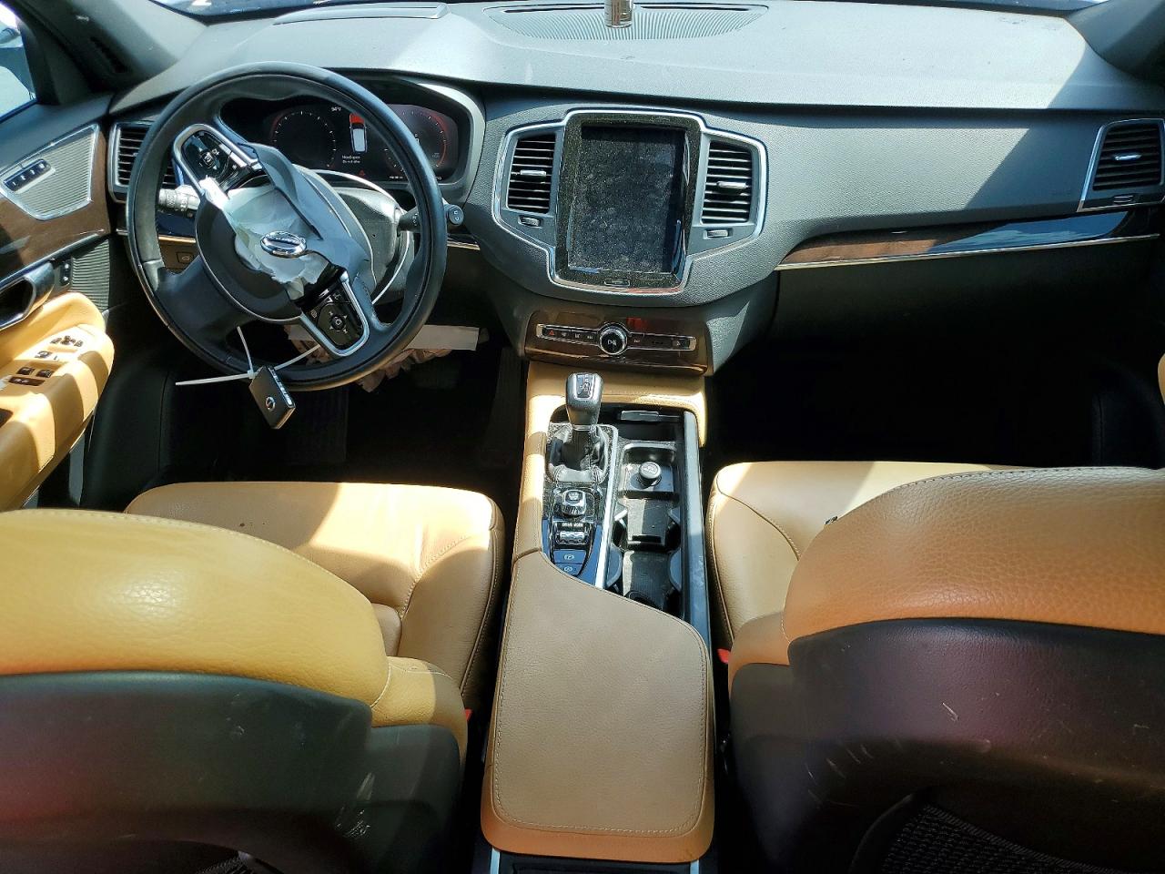 Volvo XC90 T6 Momentum