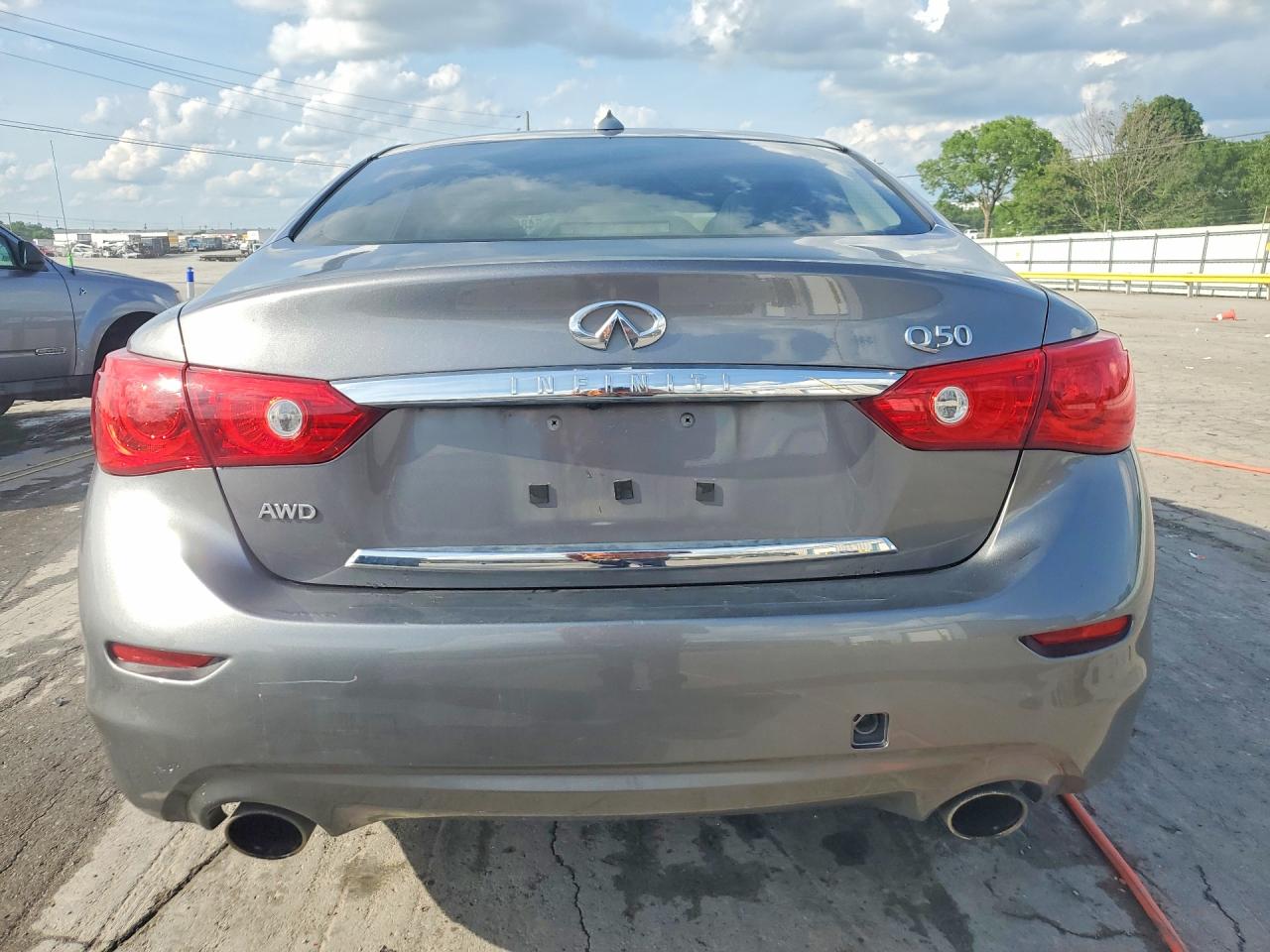 INFINITI Q50 Base