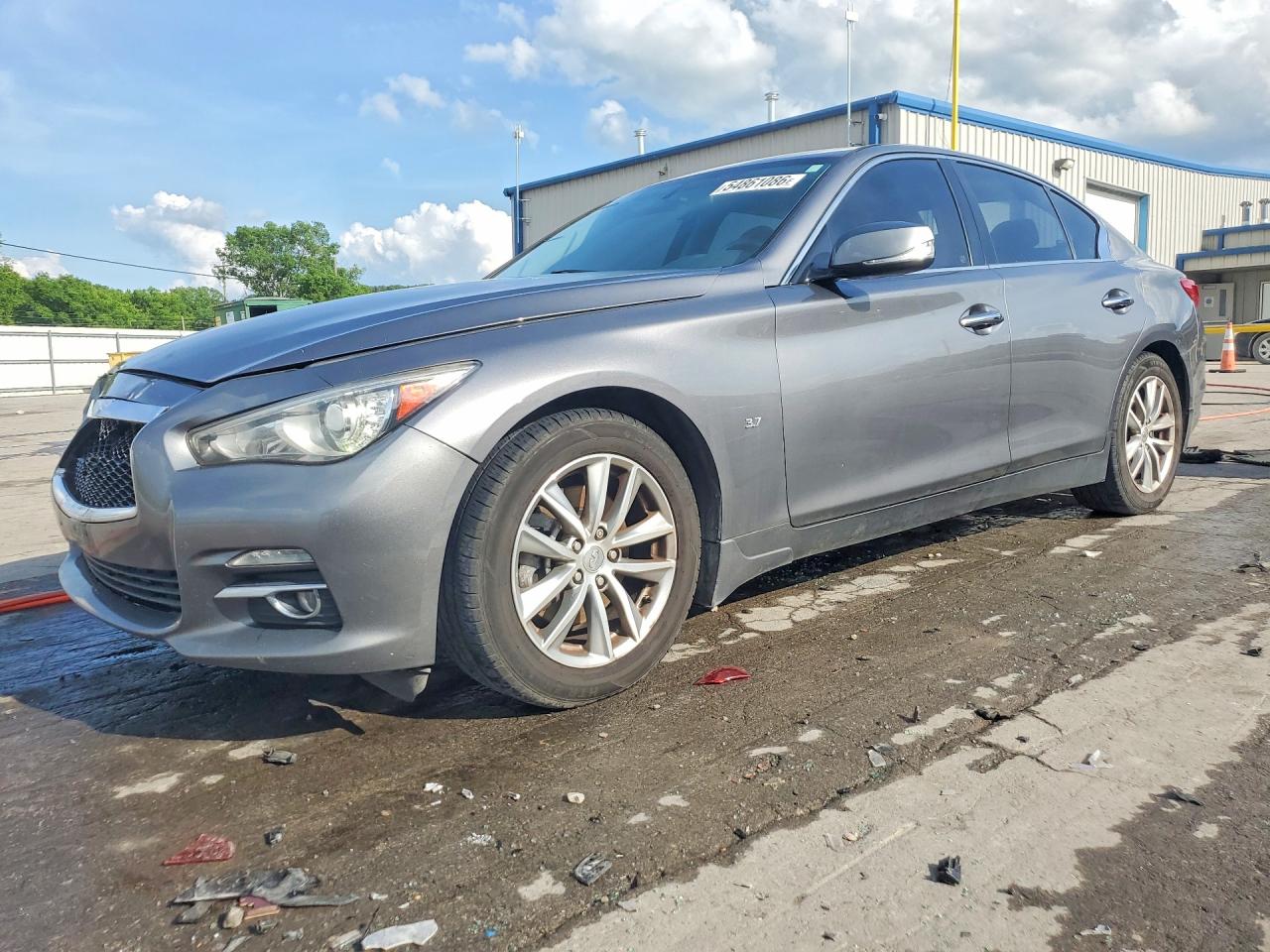 Salvage INFINITI Q50 Image