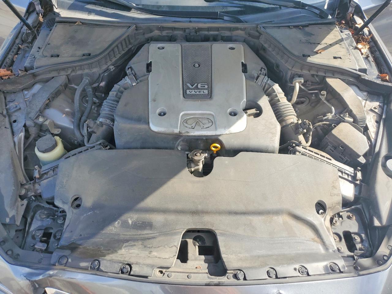 INFINITI Q50 Base