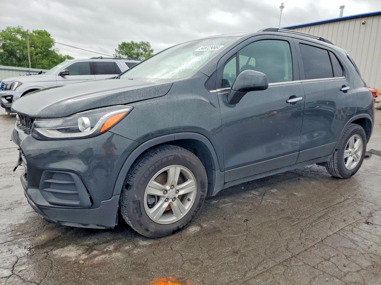Salvage Chevrolet Trax Image