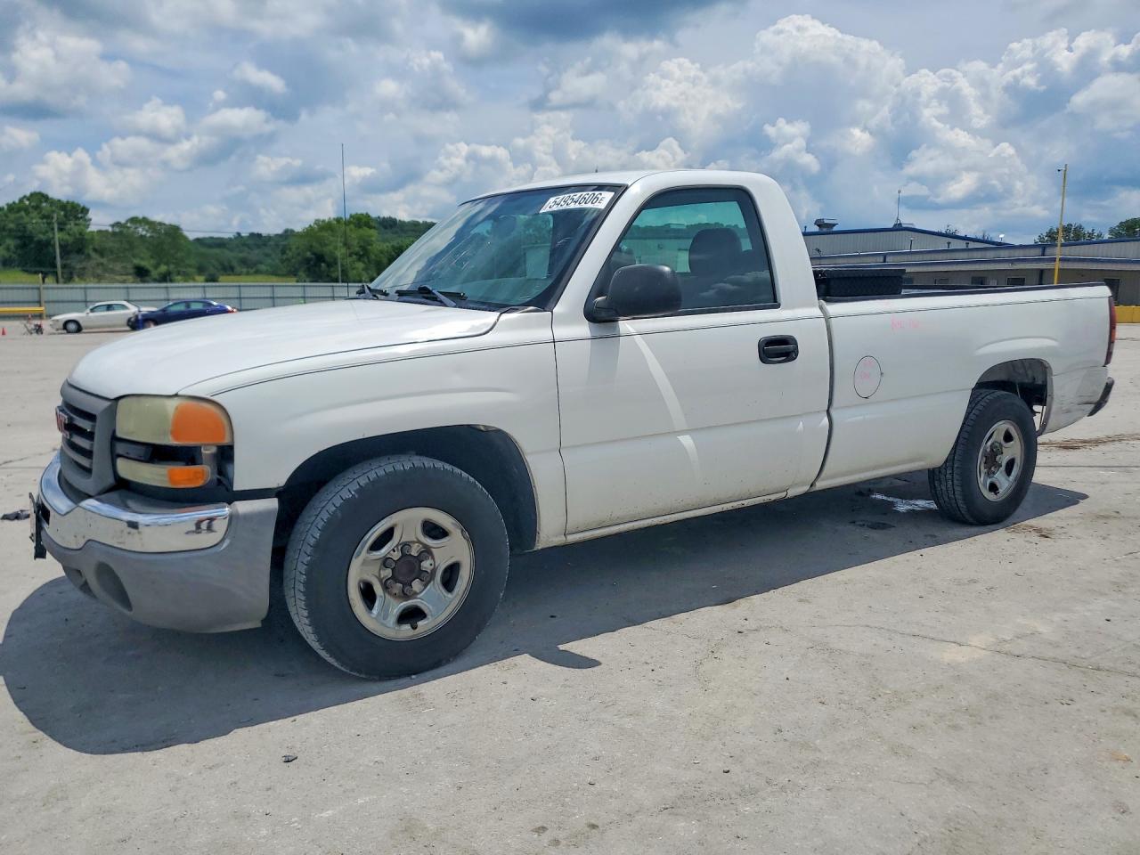 Salvage GMC Sierra Image