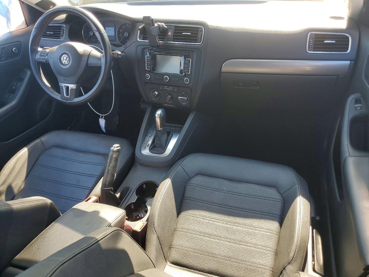 Volkswagen Jetta Sel