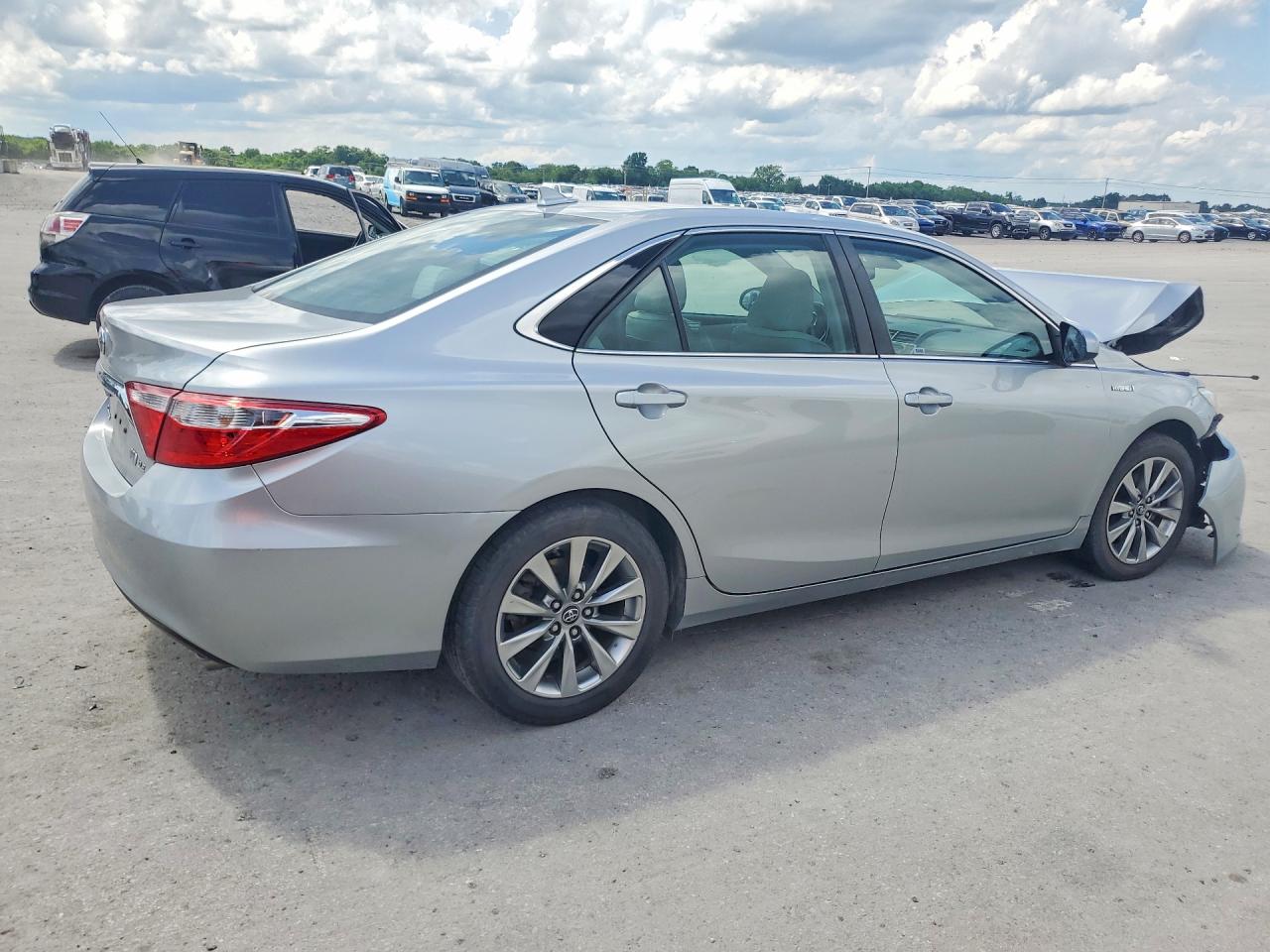 Toyota Camry Xle