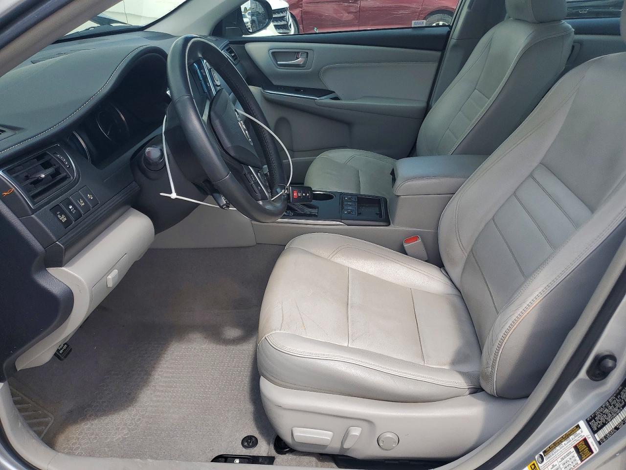 Toyota Camry Xle