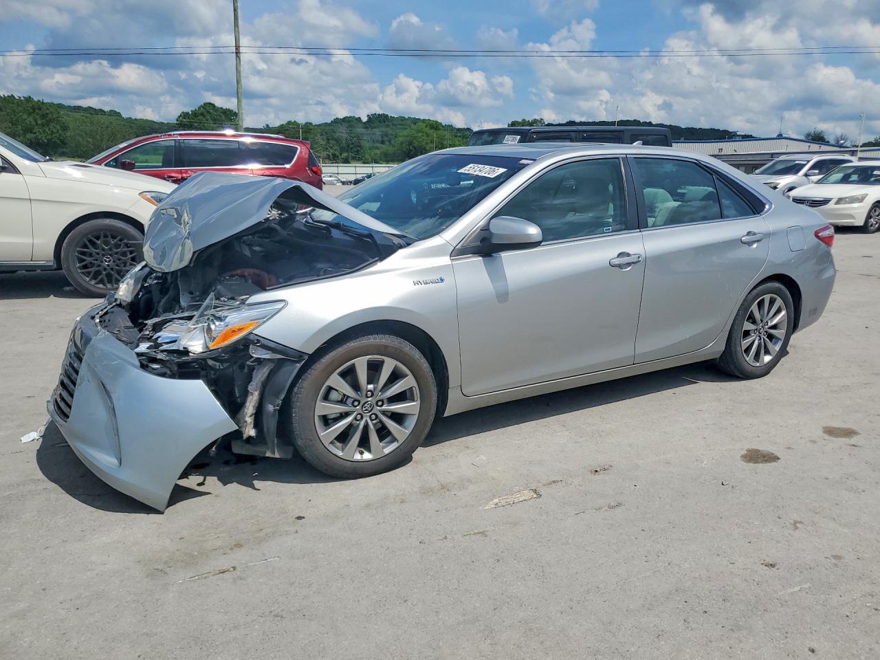 Salvage Toyota Camry Image