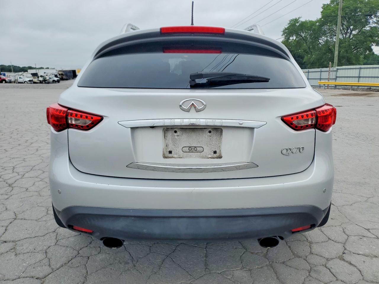 INFINITI Qx Base
