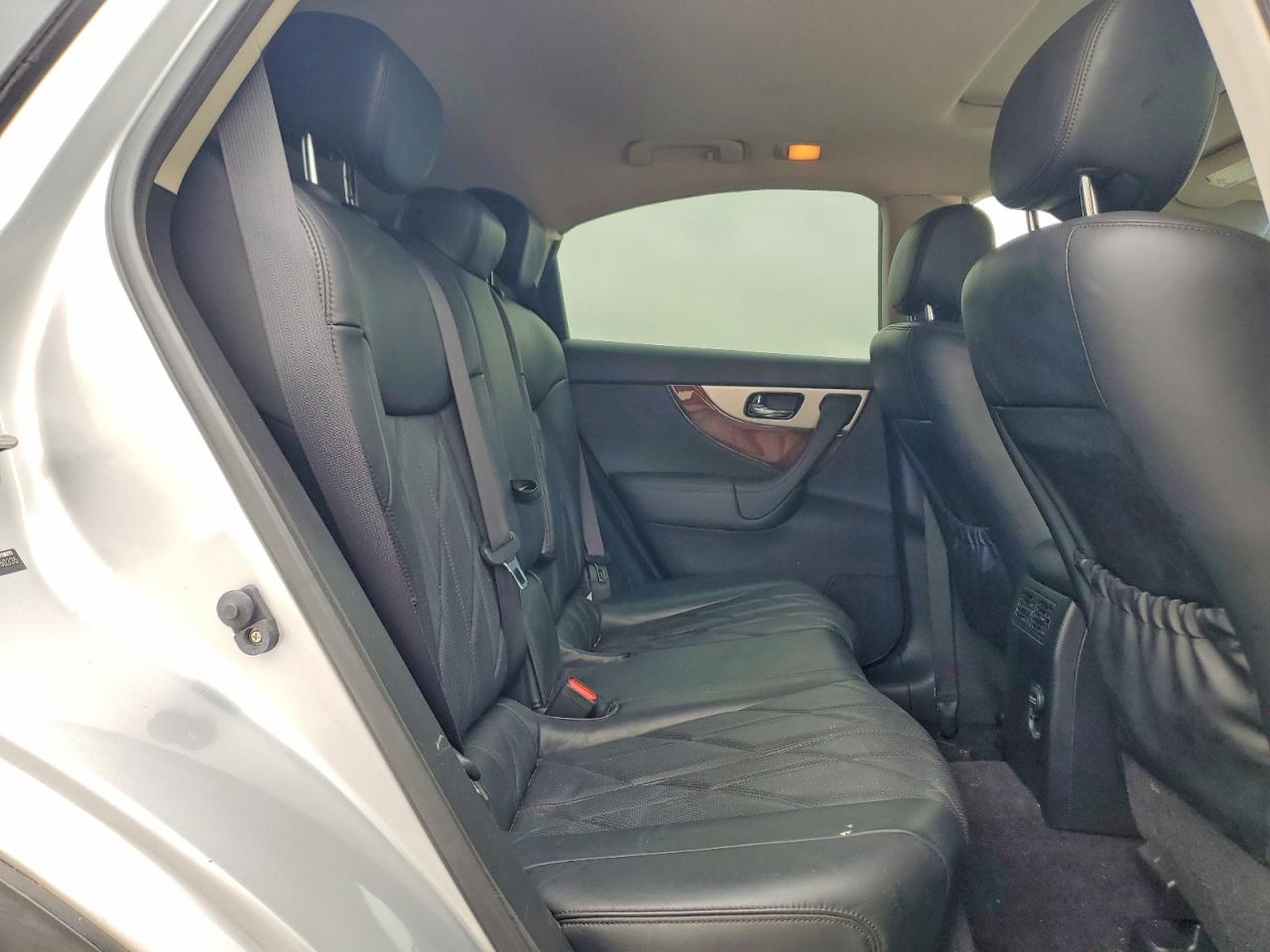 INFINITI Qx Base