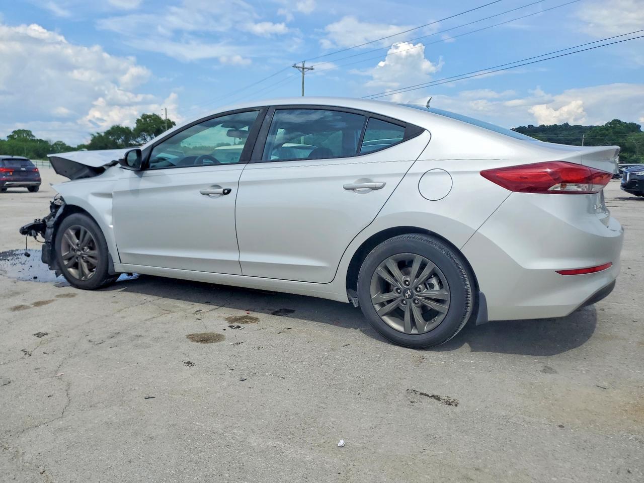 Hyundai ELANTRA Sel