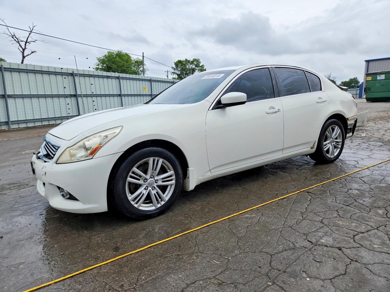 Salvage INFINITI G37 Image