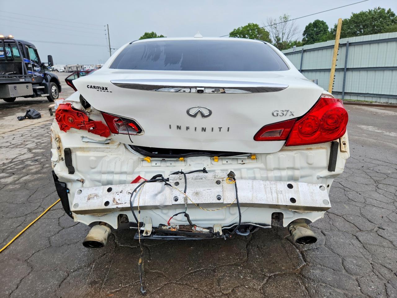 INFINITI G37 X