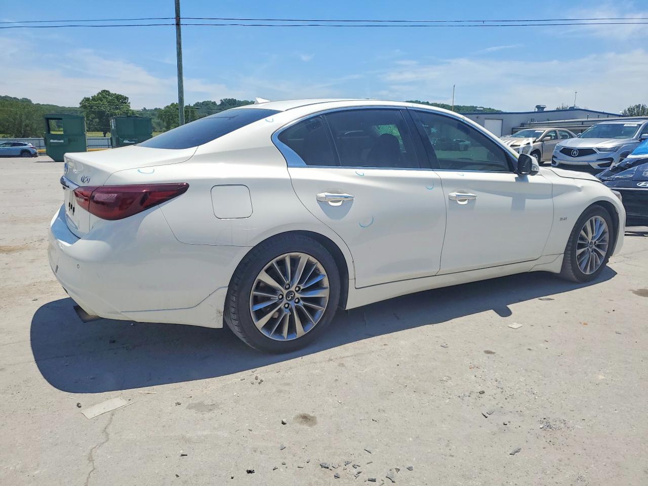 INFINITI Q50 3.0t L 3.0t Luxe