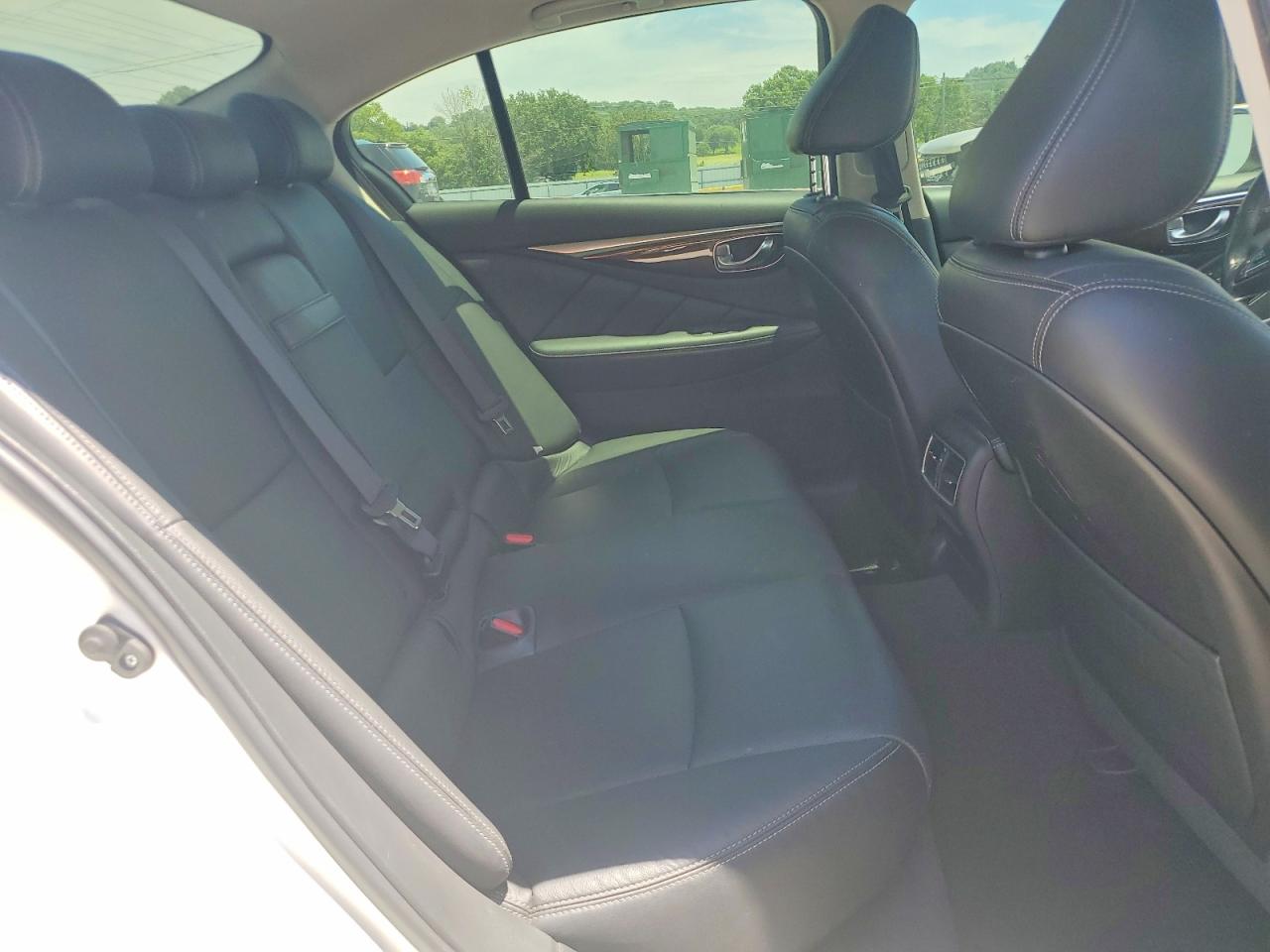 INFINITI Q50 3.0t L 3.0t Luxe