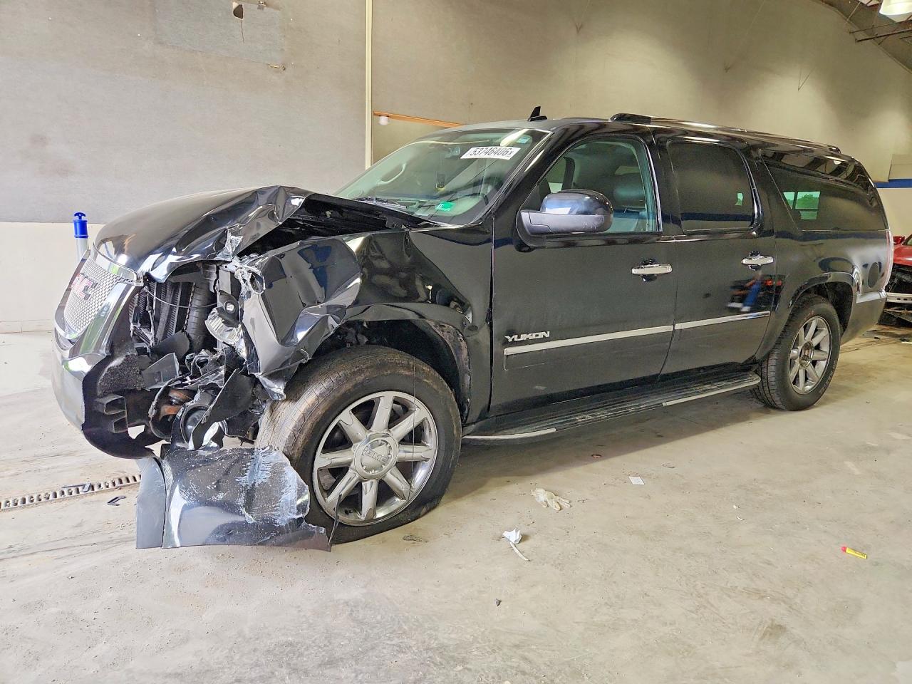 Salvage GMC Yukon Image