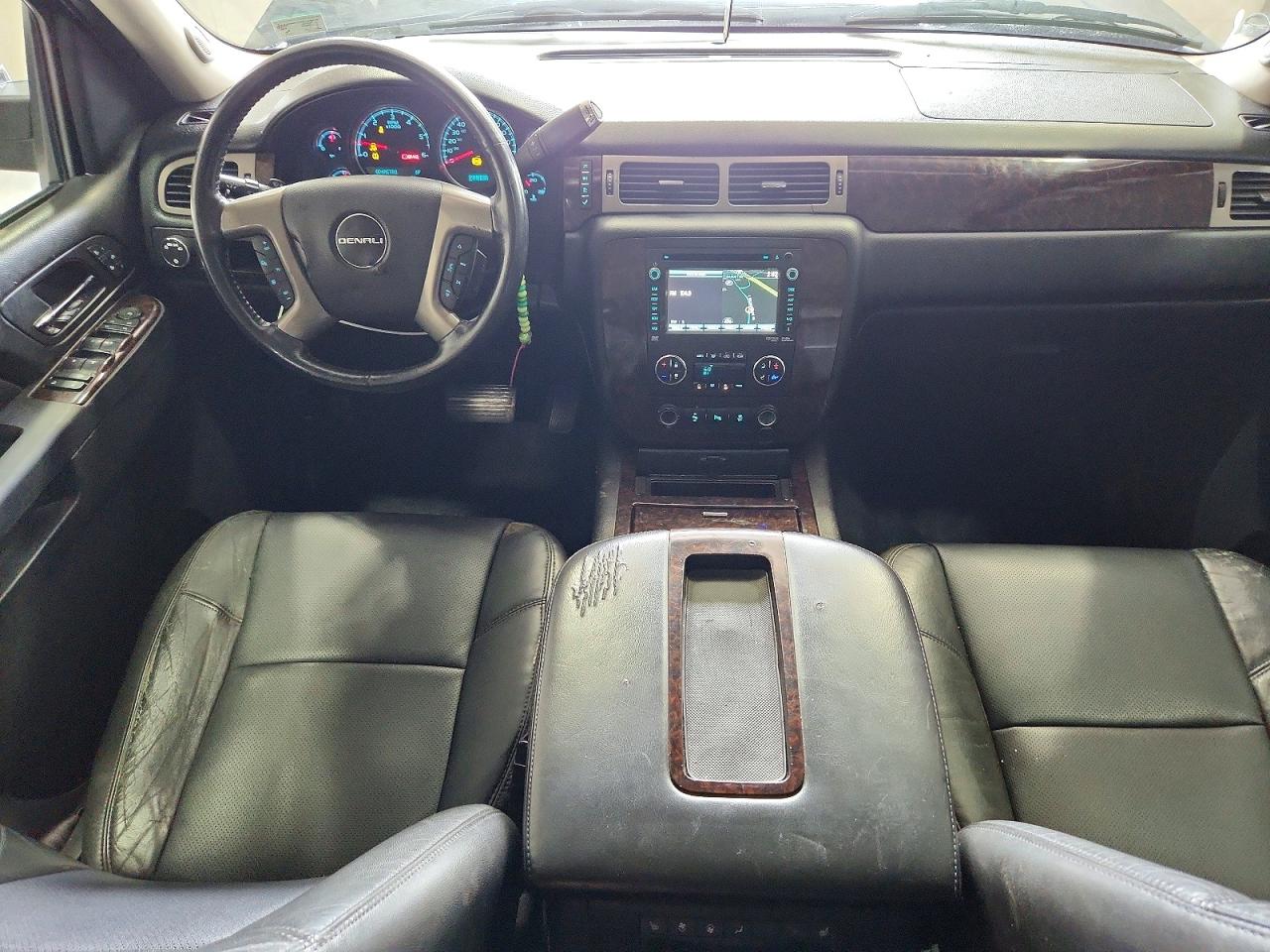 GMC Yukon Denali