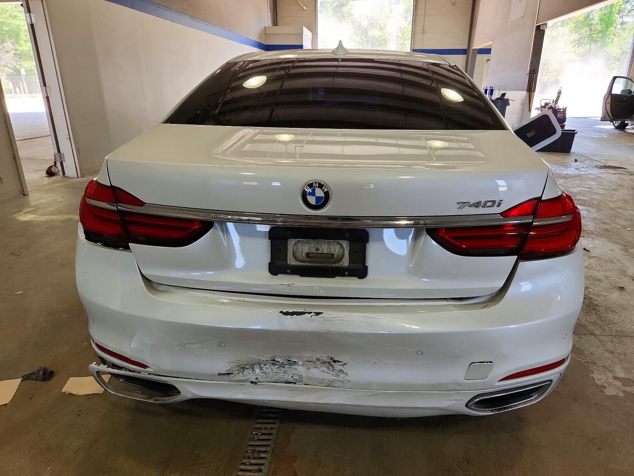 BMW 7 Series I