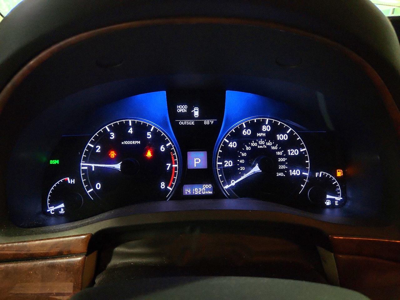 Lexus RX Base