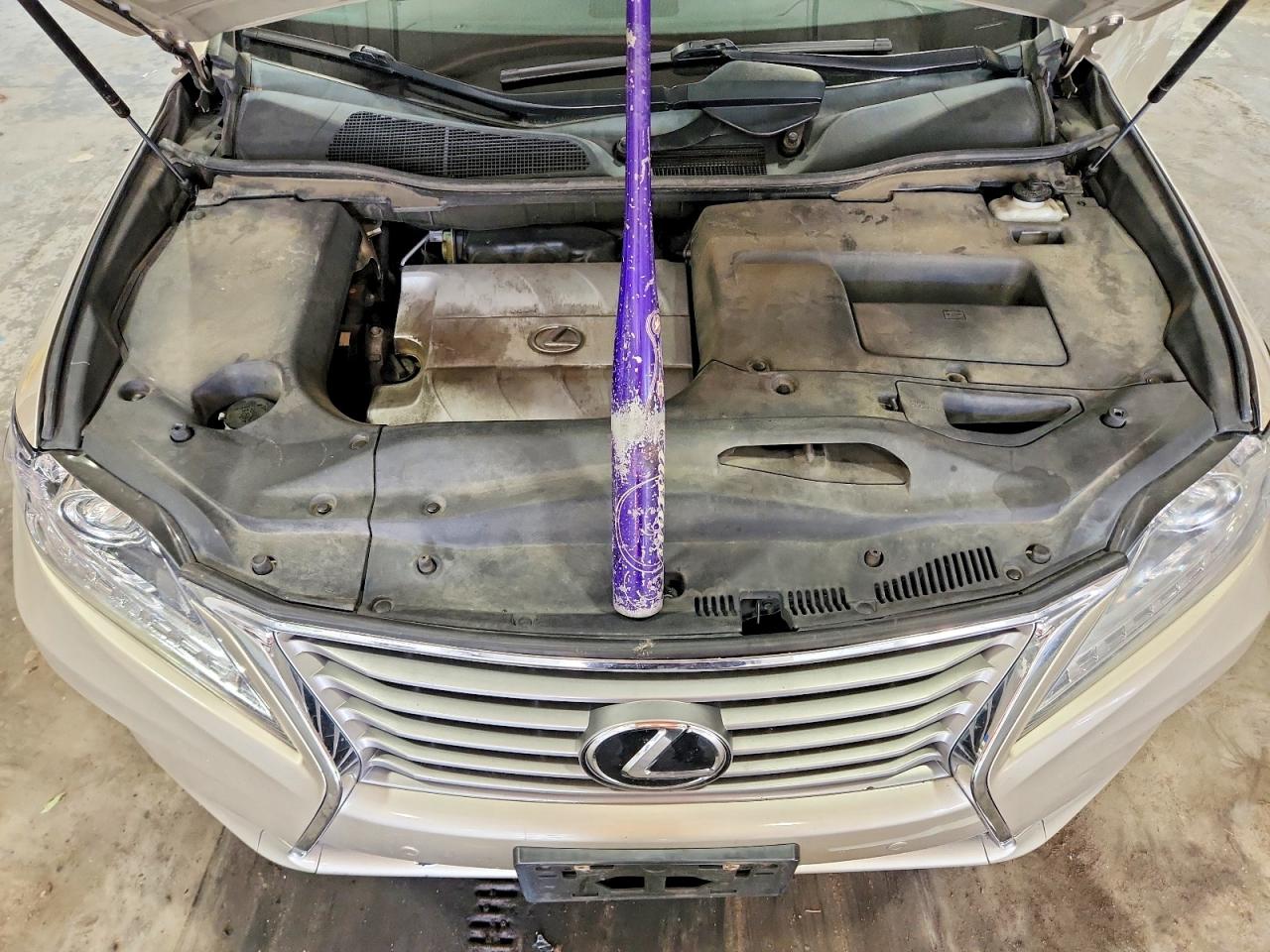 Lexus RX Base