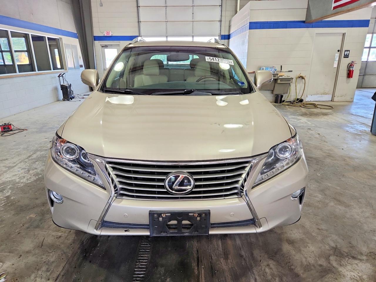 Lexus RX Base
