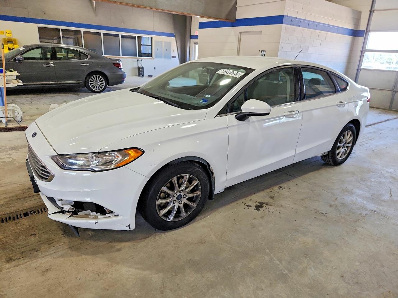 Salvage Ford Fusion Image