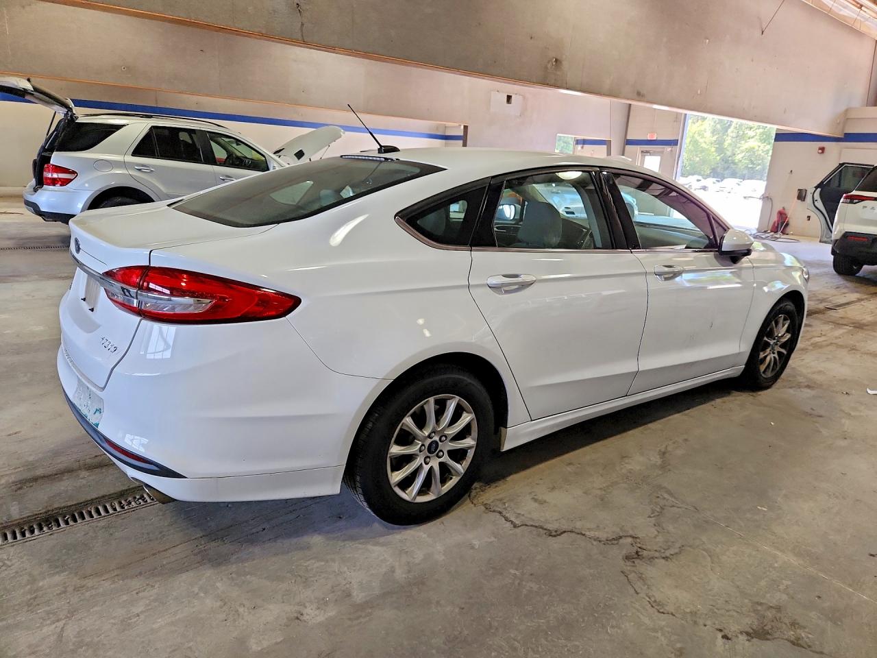 Ford Fusion S