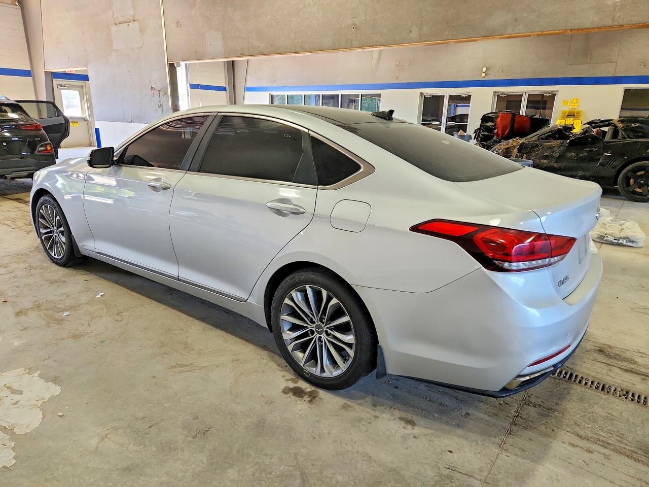 Hyundai Genesis 3.8l
