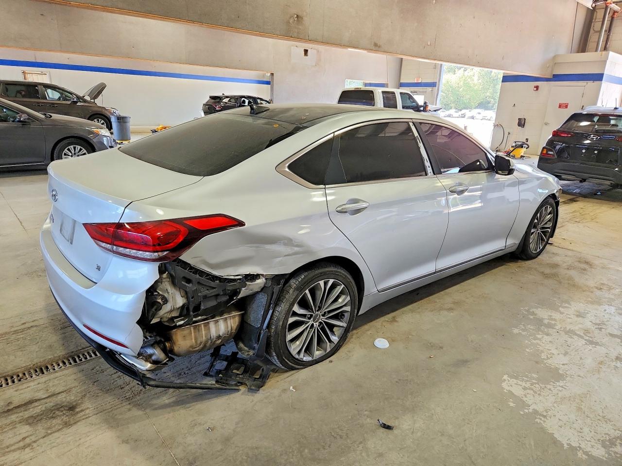 Hyundai Genesis 3.8l