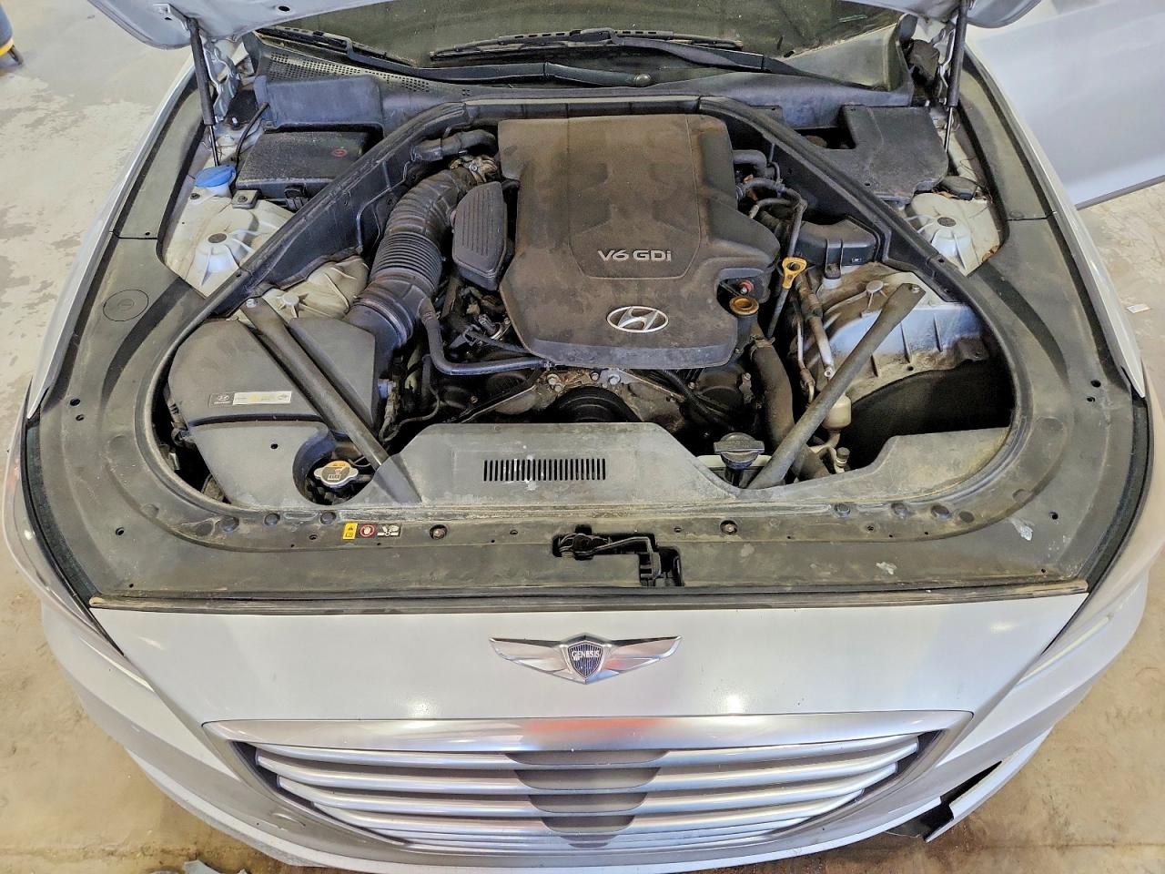 Hyundai Genesis 3.8l