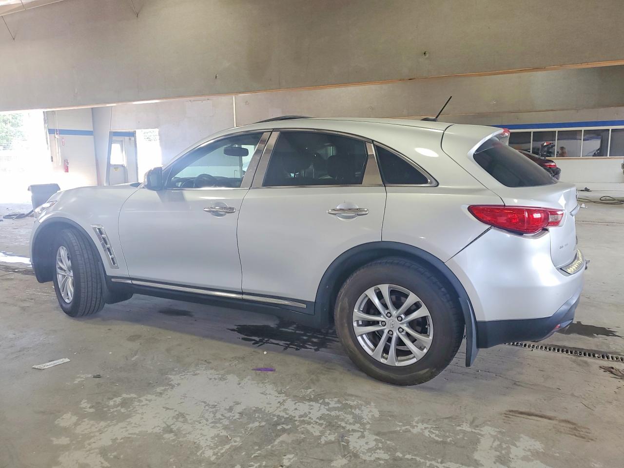 INFINITI Fx Base