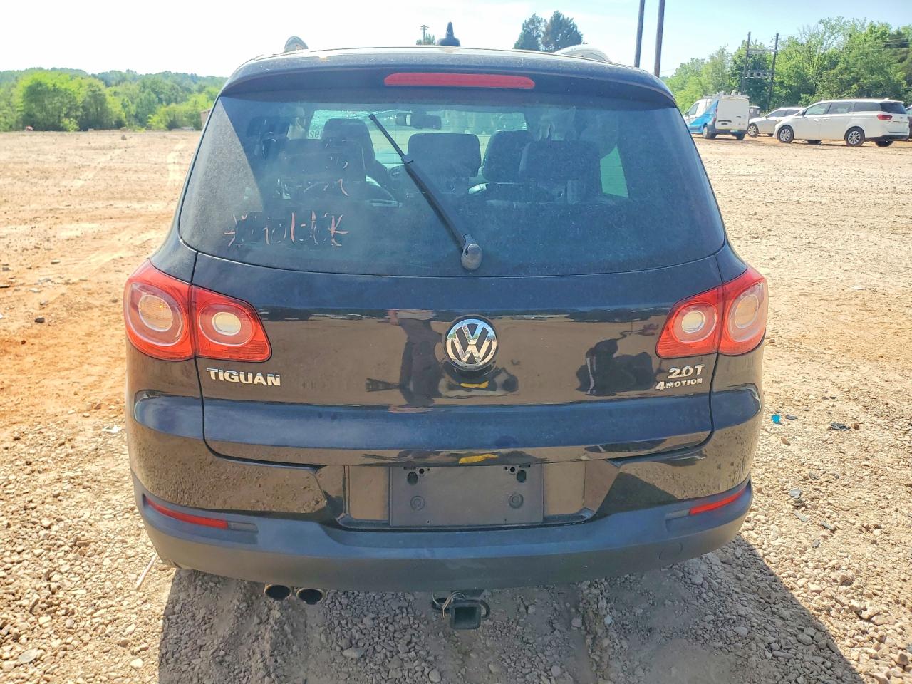 Volkswagen Tiguan S