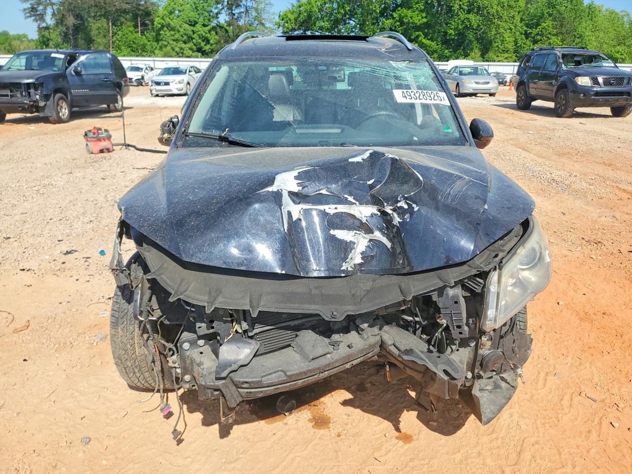 Volkswagen Tiguan S