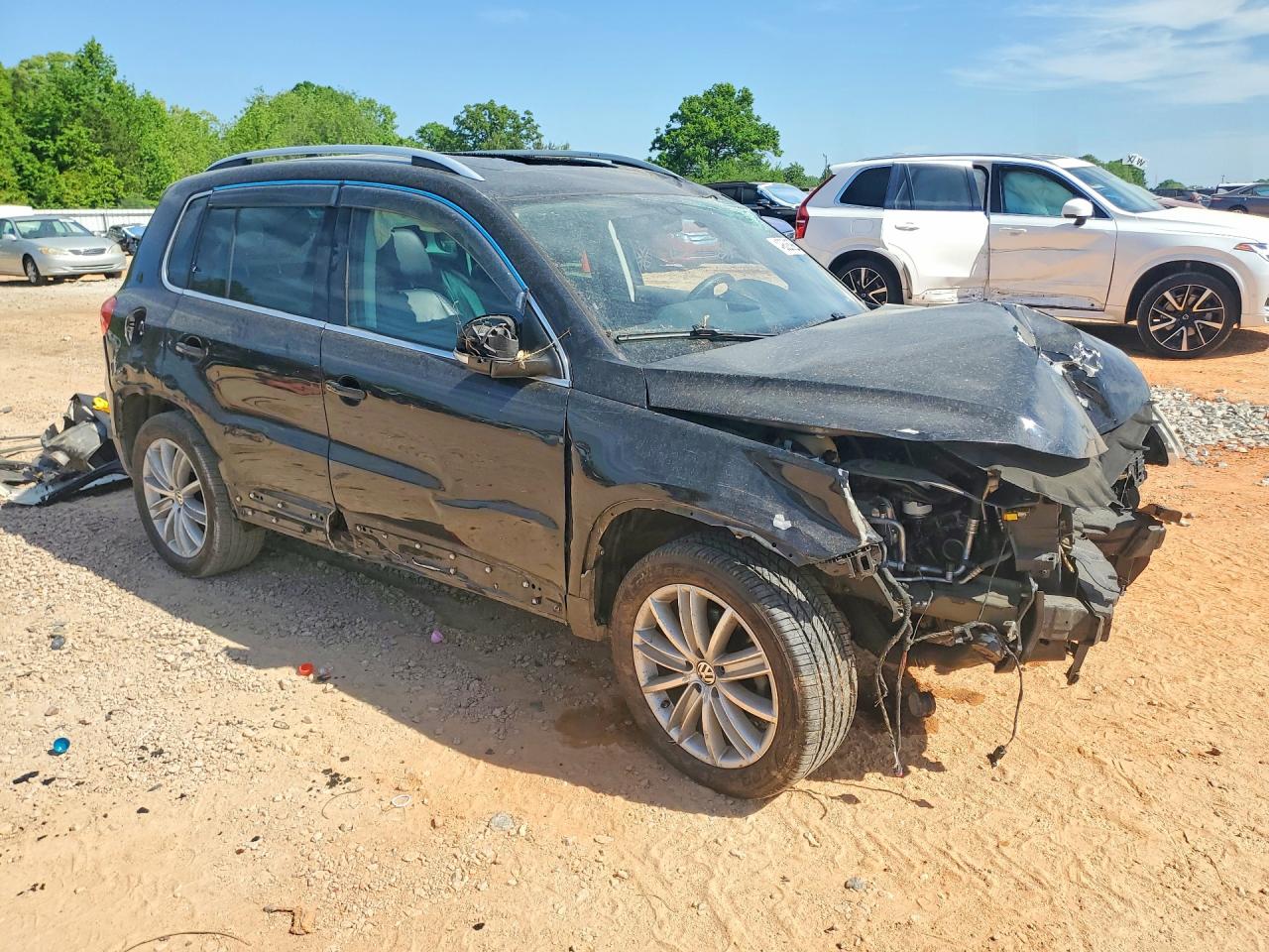 Volkswagen Tiguan S